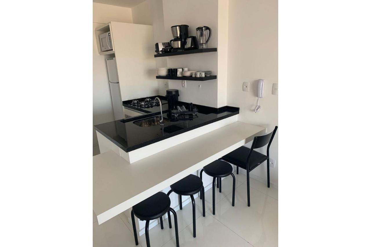 Apartamento Com Vista Do Mar Em Residencial Com Piscina フロリアノポリス エクステリア 写真