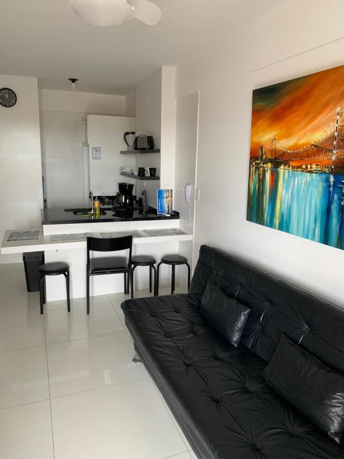 Apartamento Com Vista Do Mar Em Residencial Com Piscina フロリアノポリス エクステリア 写真