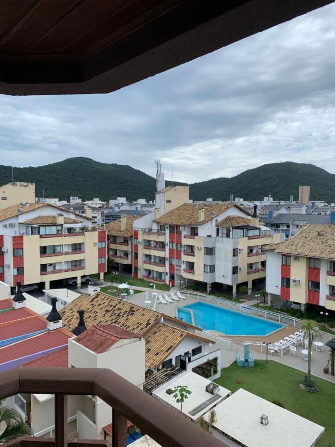 Apartamento Com Vista Do Mar Em Residencial Com Piscina フロリアノポリス エクステリア 写真