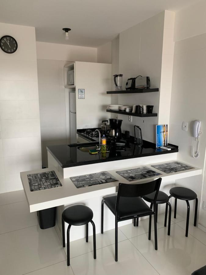 Apartamento Com Vista Do Mar Em Residencial Com Piscina フロリアノポリス エクステリア 写真