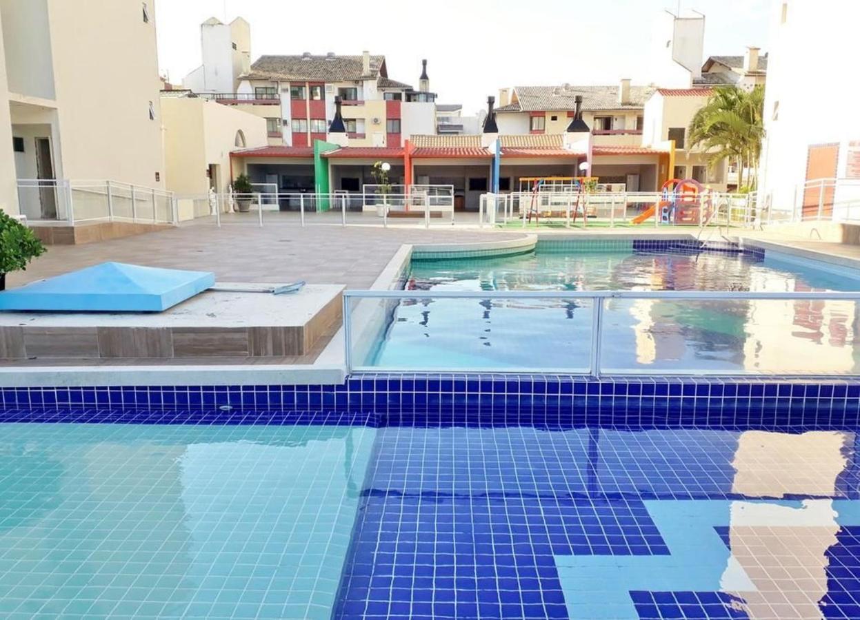 Apartamento Com Vista Do Mar Em Residencial Com Piscina フロリアノポリス エクステリア 写真
